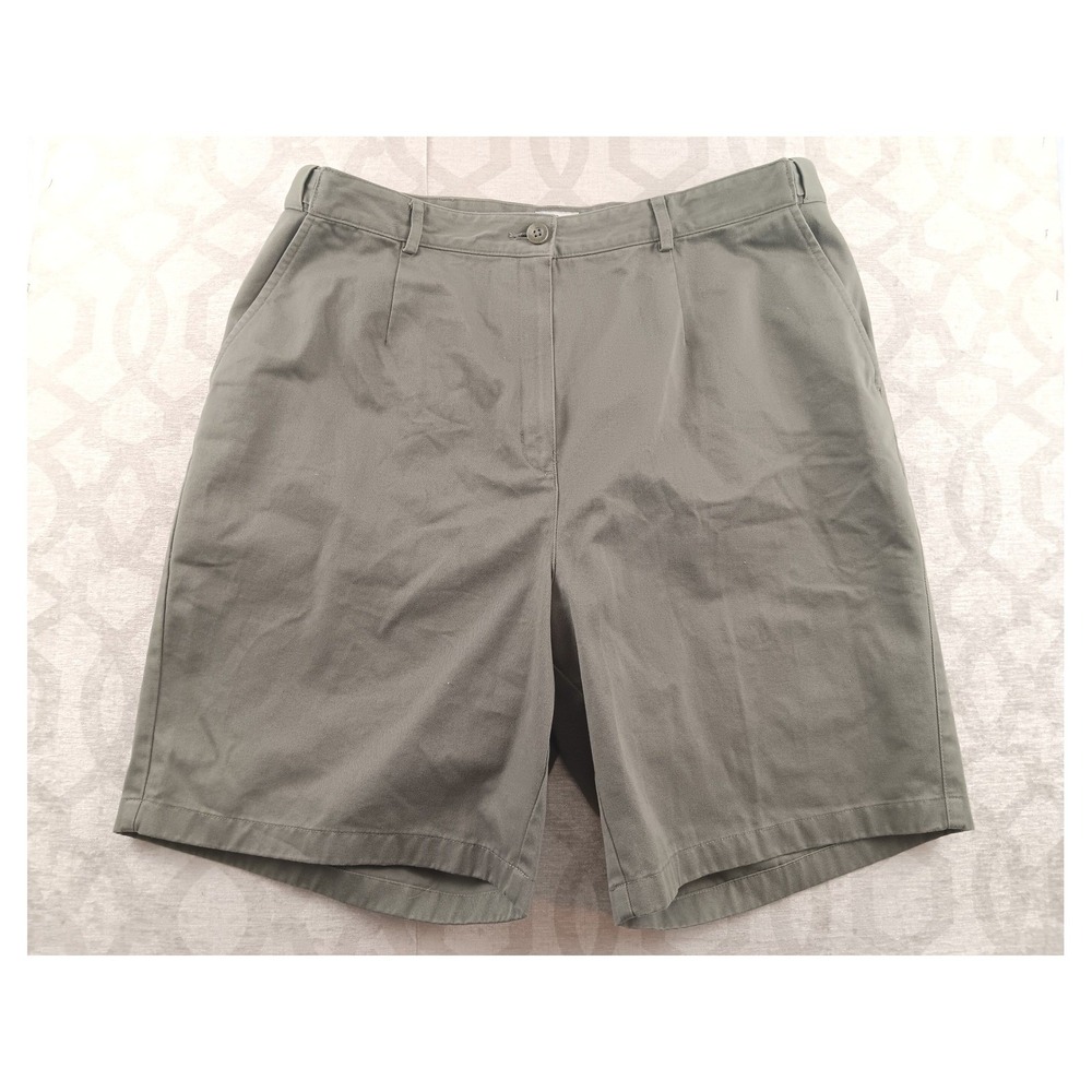 L.L.Bean Women's Original Fit Pleated Shorts‎ Size 18 Regular